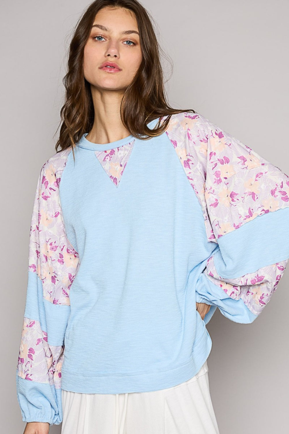 POL Round Neck Balloon Floral Long Sleeve Top